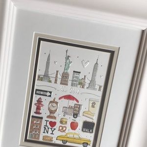 NWOT FRAMED PRINT OF NEW YORK CITY.